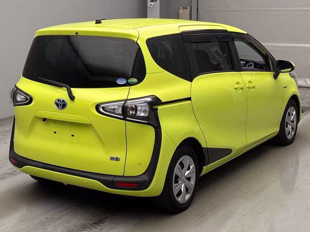 TOYOTA SIENTA