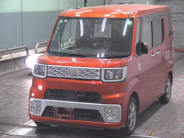 DAIHATSU WAKE