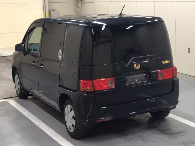 HONDA MOBILIO SPIKE