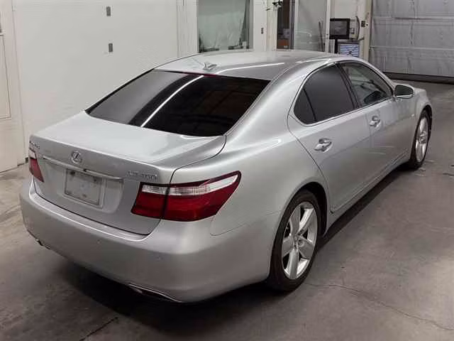 LEXUS LS460