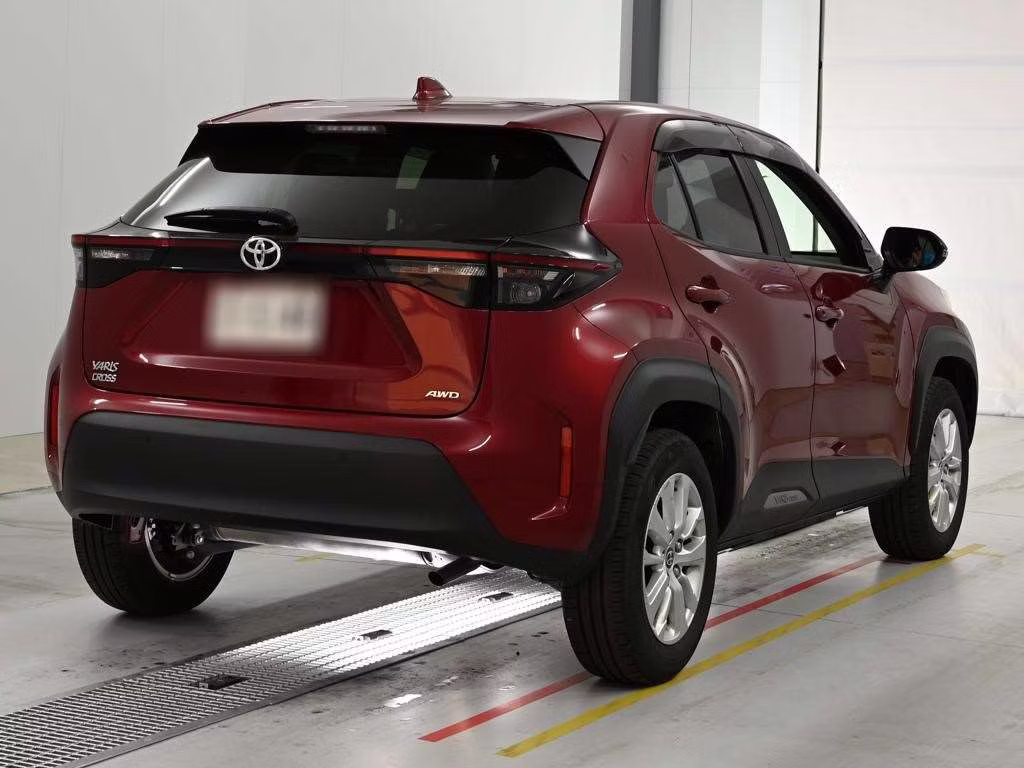 TOYOTA YARIS CROSS