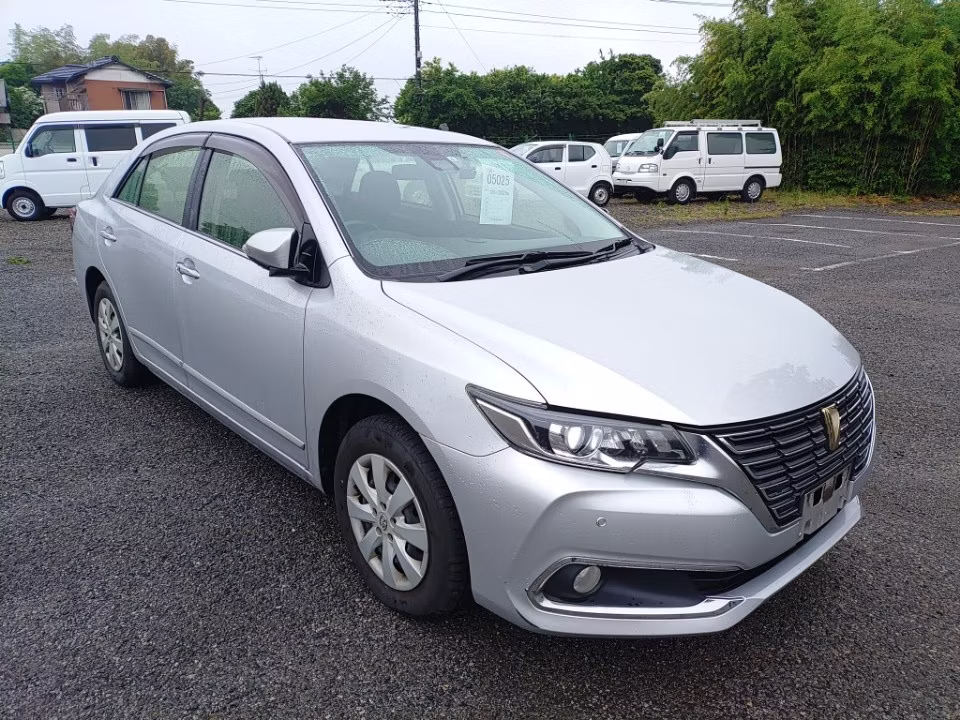 TOYOTA PREMIO