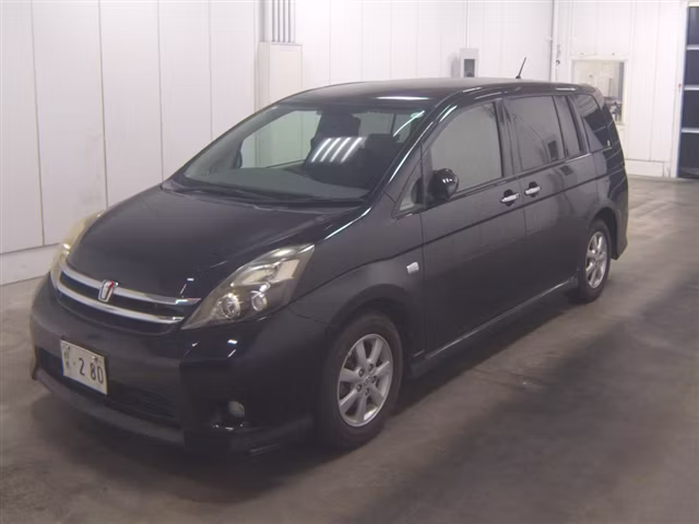 TOYOTA ISIS