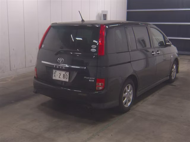 TOYOTA ISIS