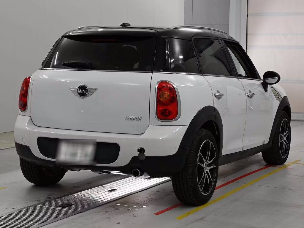 MINI CROSSOVER