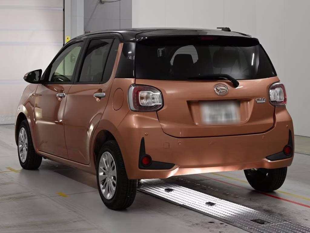 DAIHATSU BOON