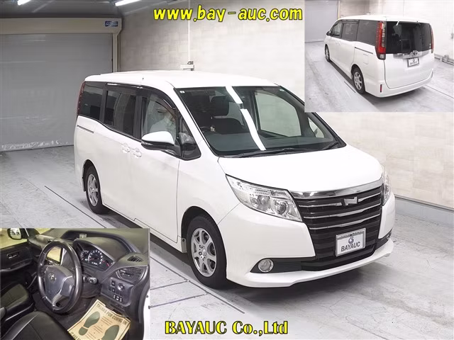 TOYOTA NOAH
