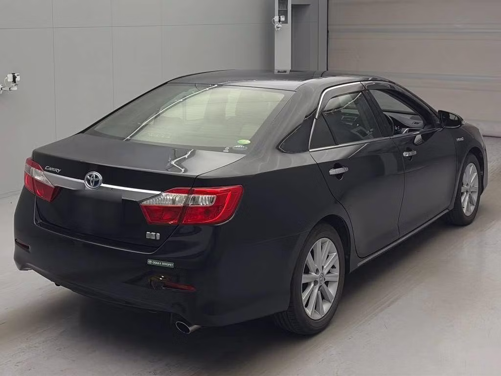 TOYOTA CAMRY