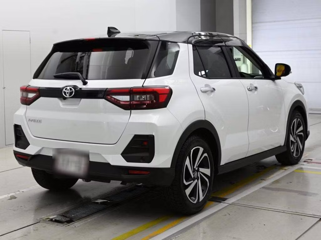 TOYOTA RAIZE