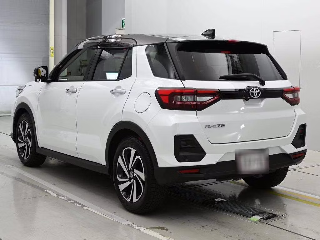 TOYOTA RAIZE