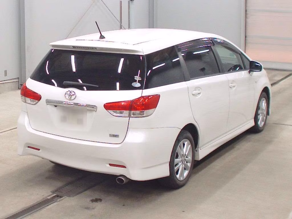 TOYOTA WISH