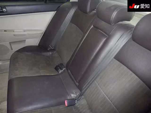 MITSUBISHI GALANT FORTIS