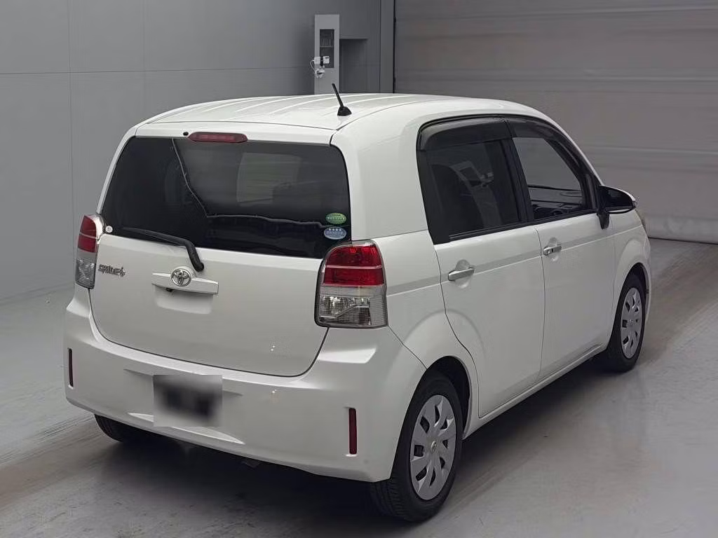 TOYOTA SPADE