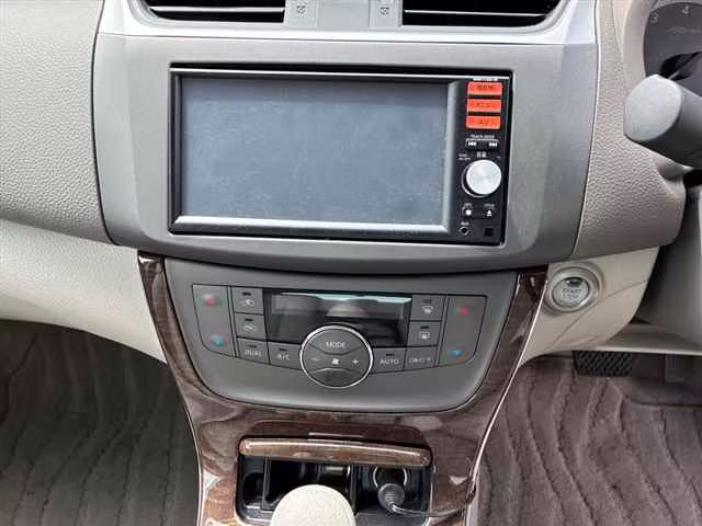 NISSAN SYLPHY