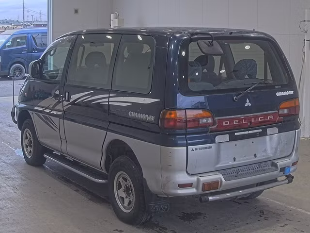 MITSUBISHI DELICA