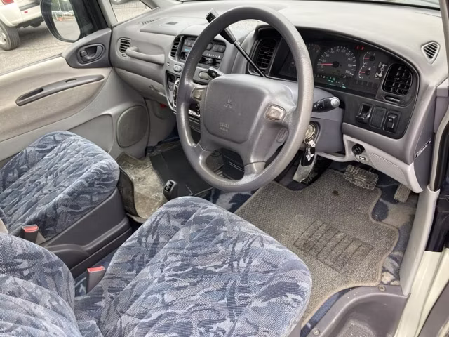 MITSUBISHI DELICA