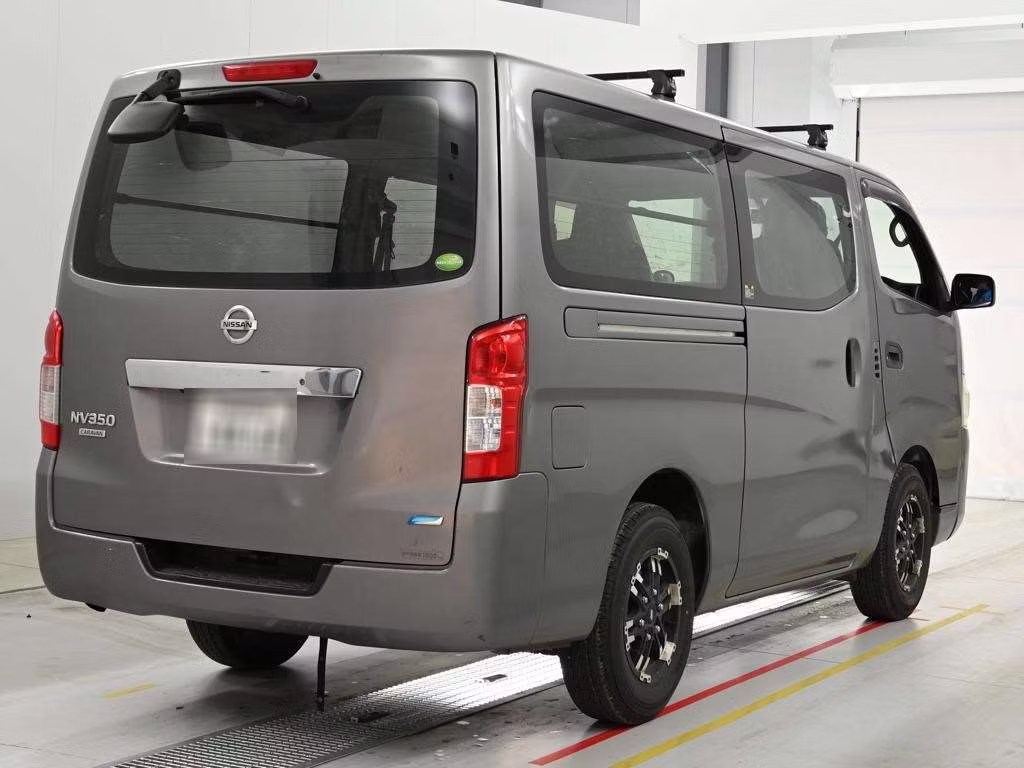 NISSAN NV350 CARAVAN