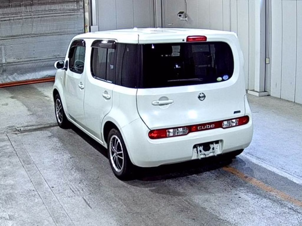 NISSAN CUBE