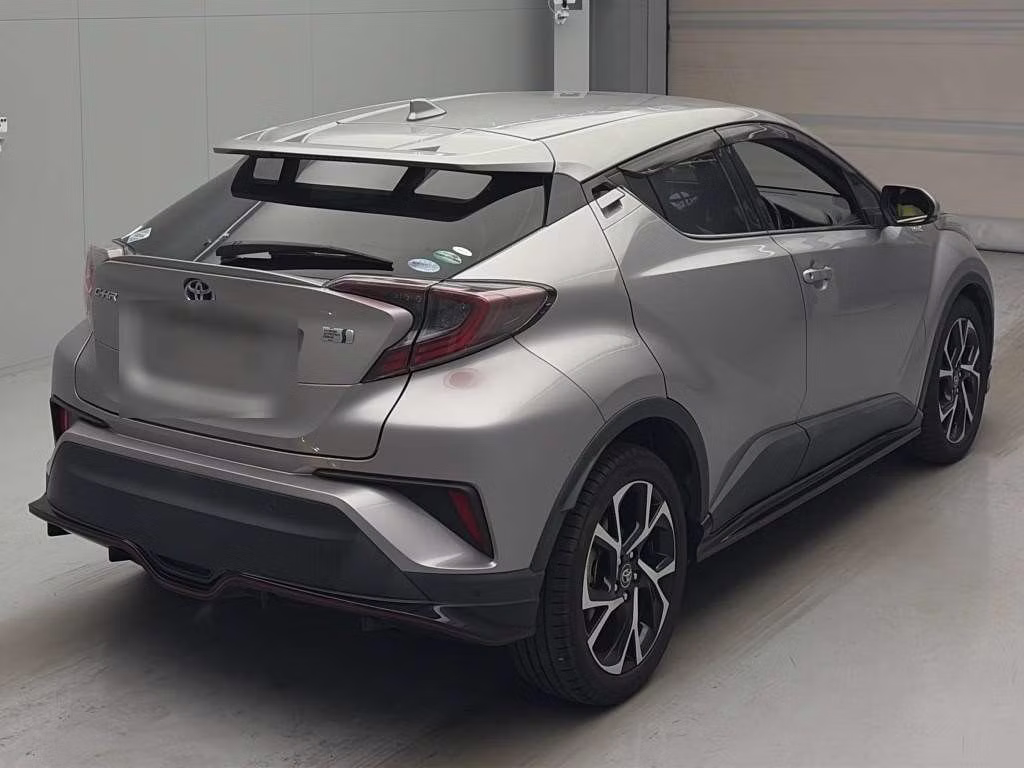 TOYOTA C-HR