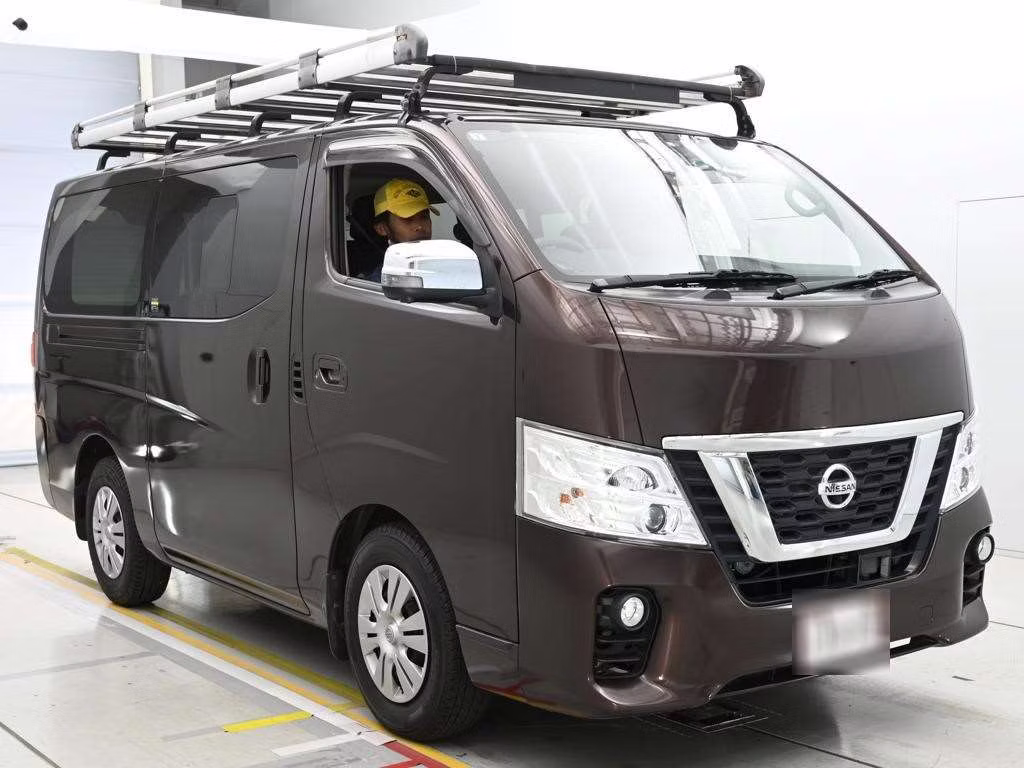 NISSAN NV350 CARAVAN