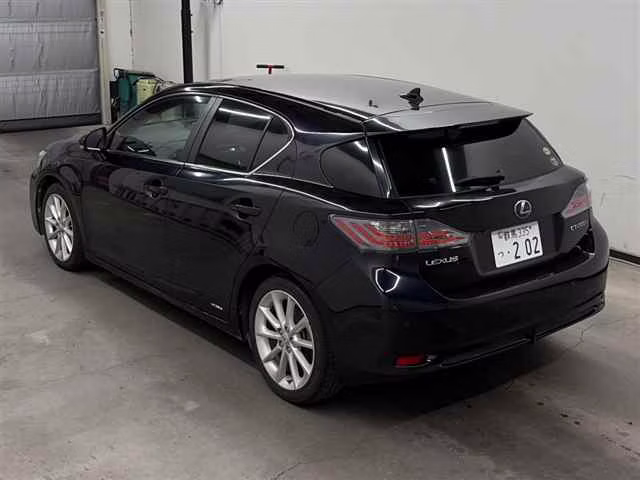 LEXUS CT200H