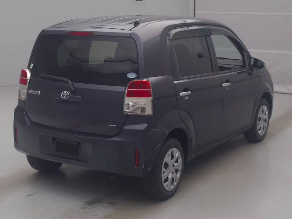 TOYOTA SPADE