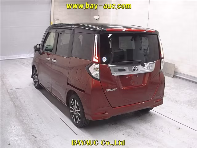 TOYOTA ROOMY
