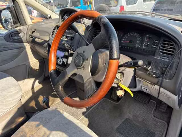 MITSUBISHI DELICA