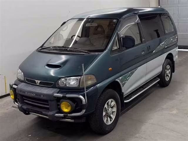 MITSUBISHI DELICA