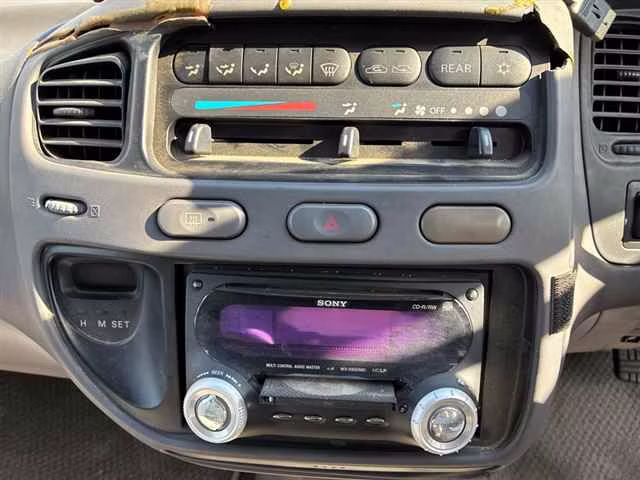 MITSUBISHI DELICA