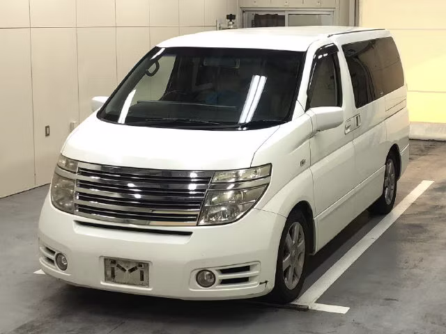 NISSAN ELGRAND