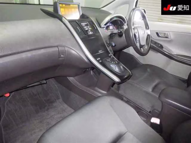 TOYOTA SAI