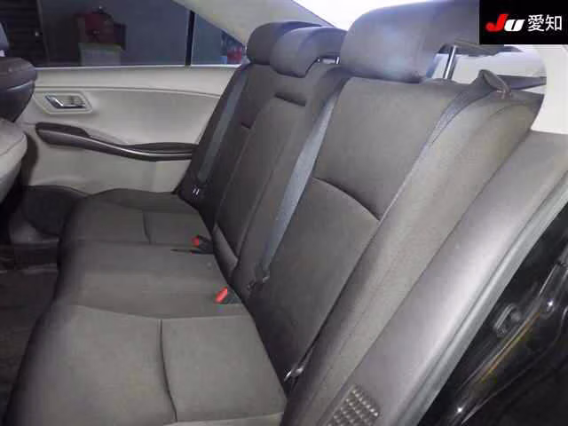 TOYOTA SAI