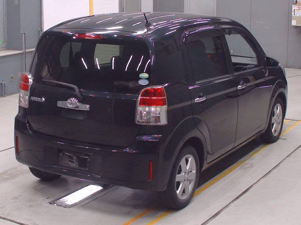 TOYOTA SPADE