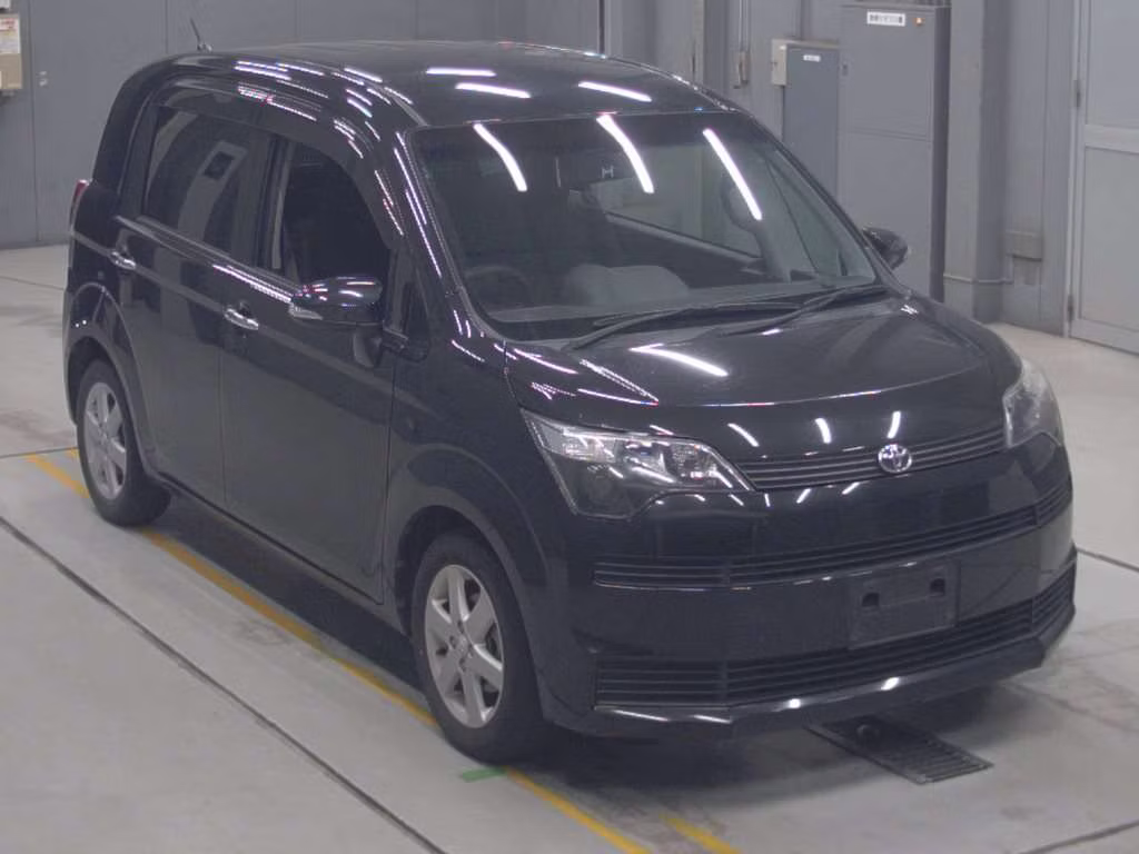 TOYOTA SPADE