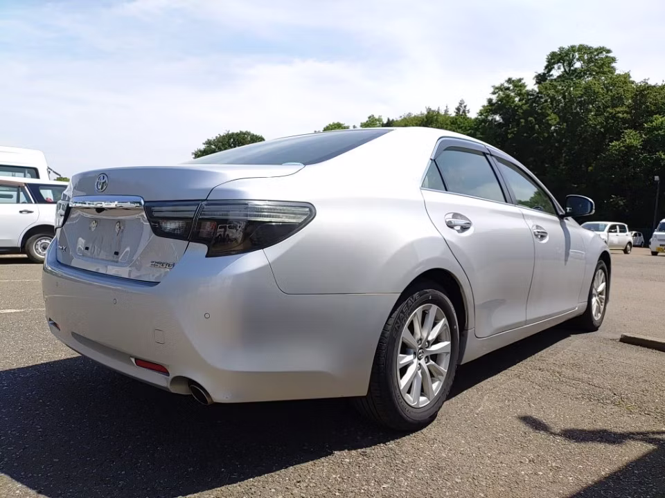 TOYOTA MARK X