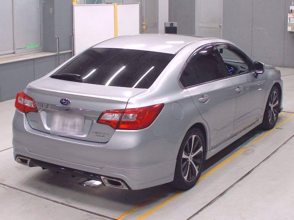 SUBARU LEGACY B4
