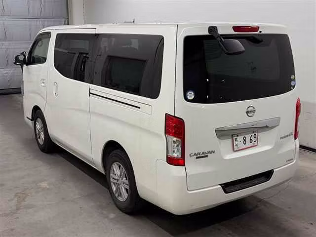 NISSAN NV350 CARAVAN