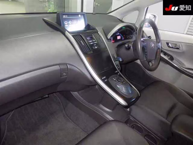 TOYOTA SAI