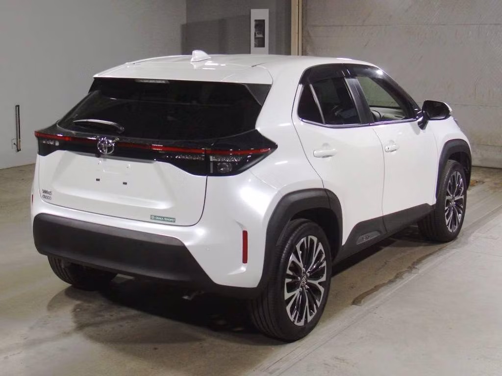 TOYOTA YARIS CROSS
