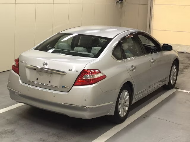 NISSAN TEANA