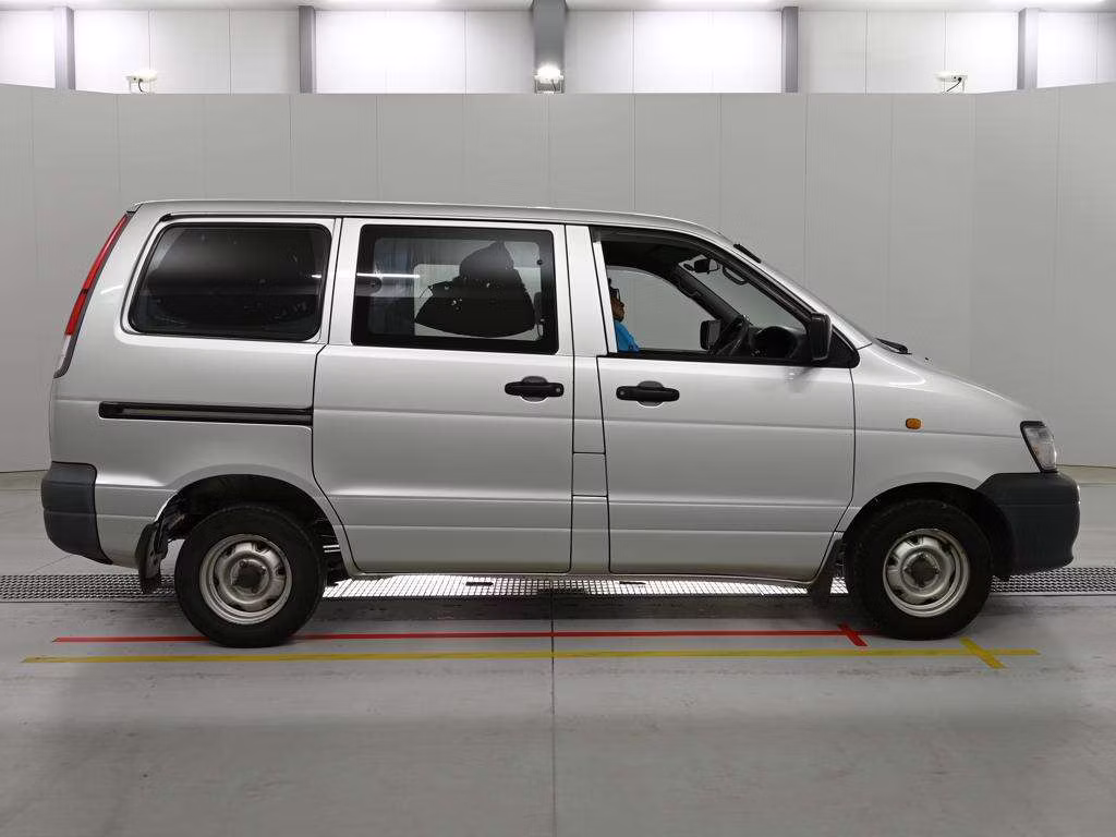 TOYOTA LITE ACE