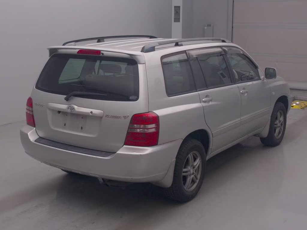 TOYOTA KLUGER V