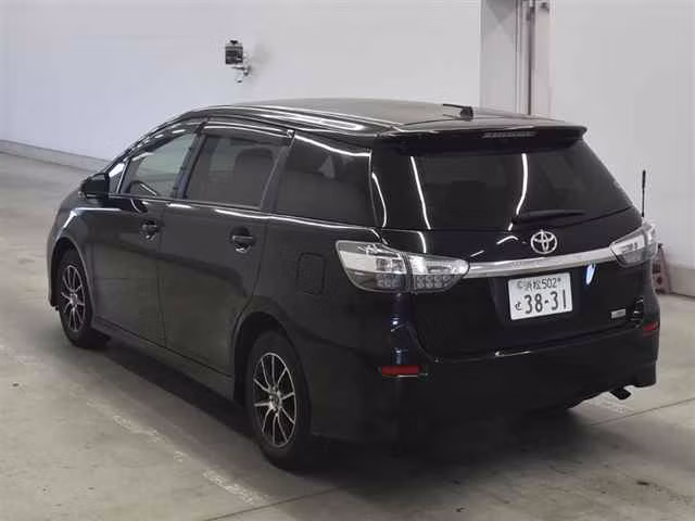 TOYOTA WISH
