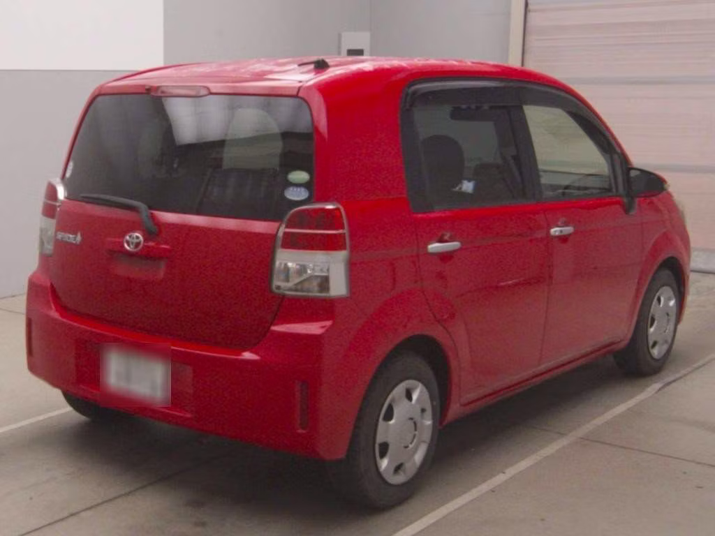 TOYOTA SPADE