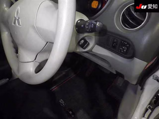 MITSUBISHI I