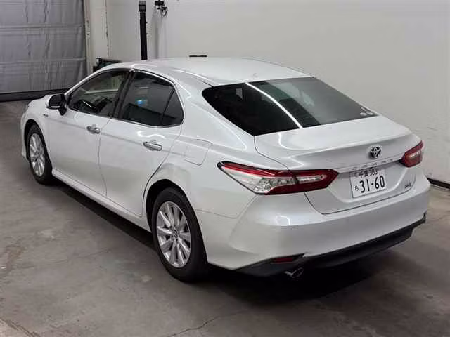 TOYOTA CAMRY