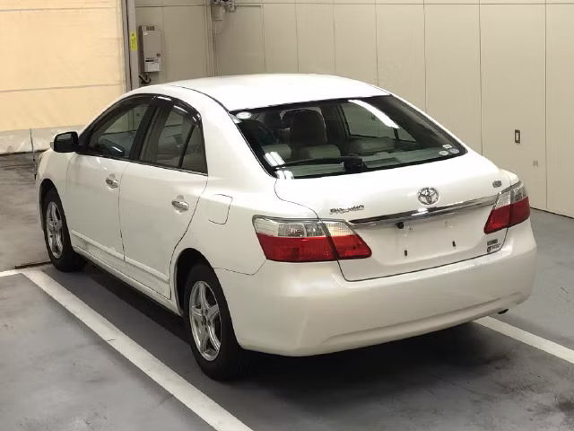 TOYOTA PREMIO