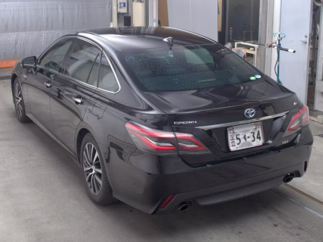 TOYOTA CROWN