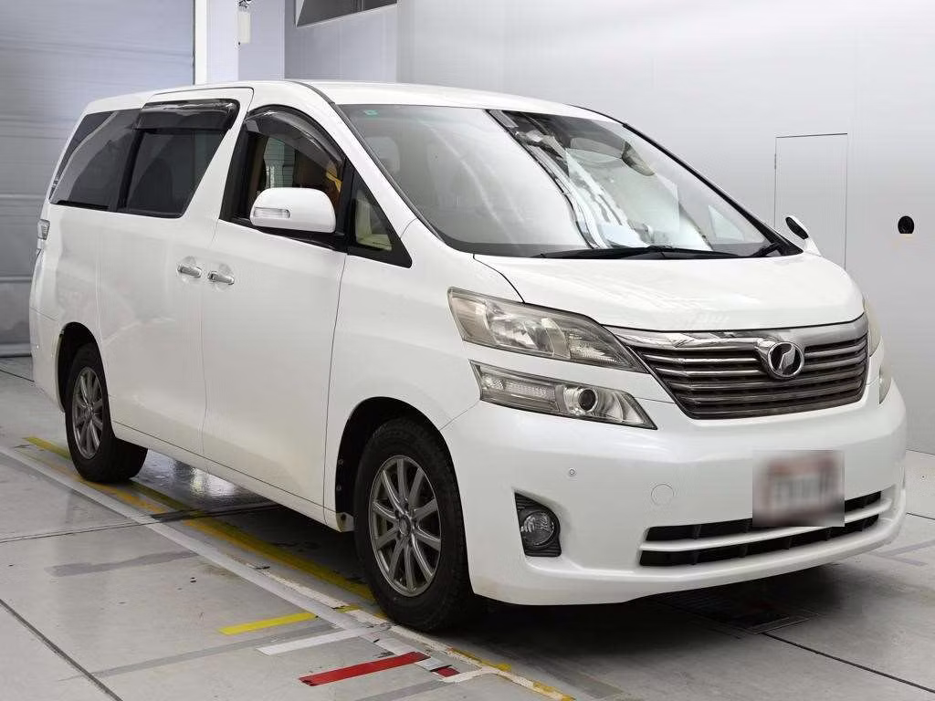 TOYOTA VELLFIRE